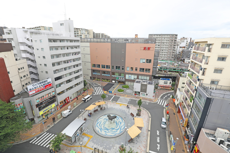 板橋駅と駅前広場