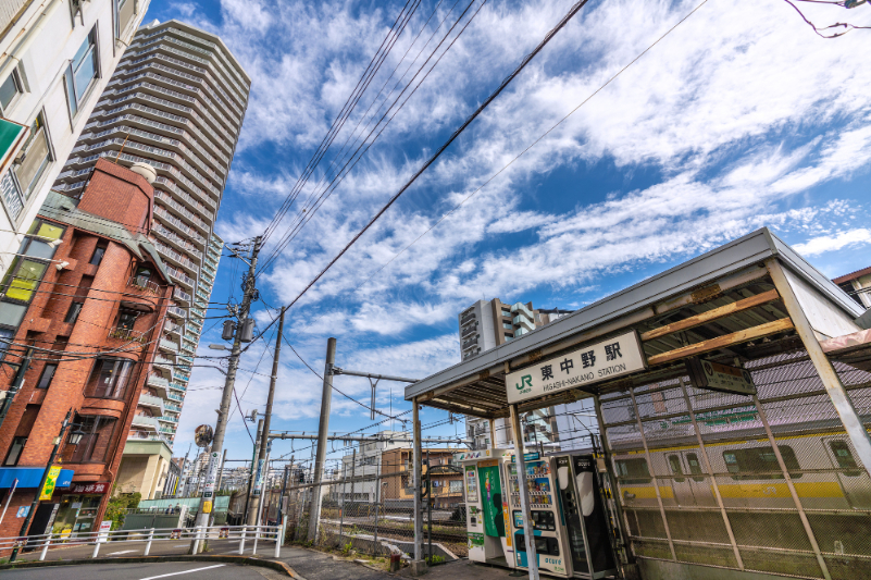 東中野駅東口