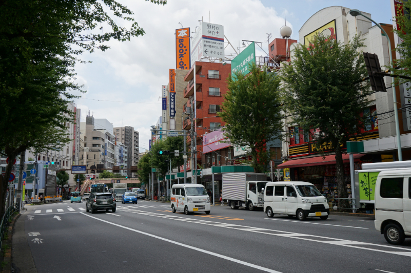 荻窪駅周辺の街並み