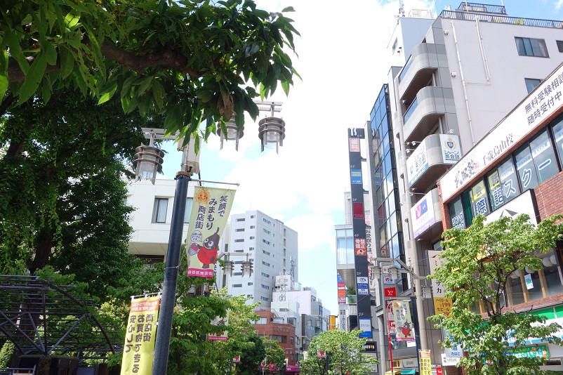 千歳烏山駅付近の商店街