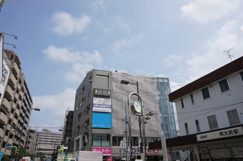 京王線明大前駅の駅ビル