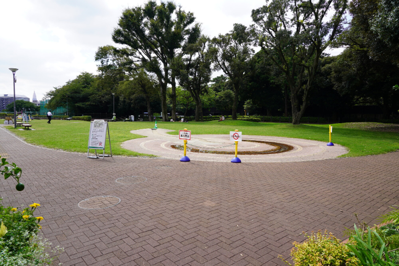 田中角栄の住居跡地の目白台運動公園