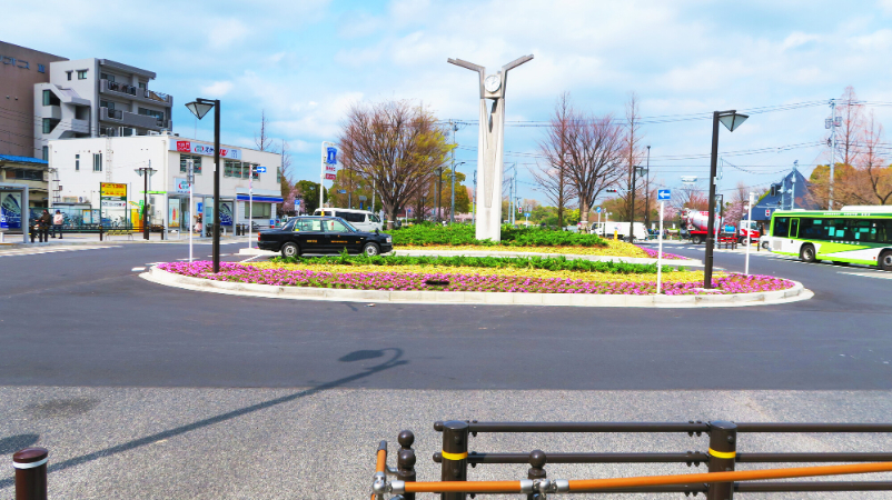 浮間船渡駅前